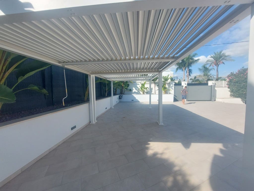 5 sypialnia Willa na sprzedaż w Albir z basenem garażem - 1 200 000 € (Ref: 9453951)