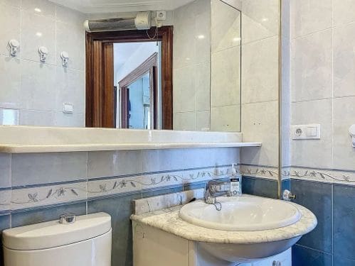 Studio te koop in Levante, Benidorm met garage - € 197.000 (Ref: 9453953)