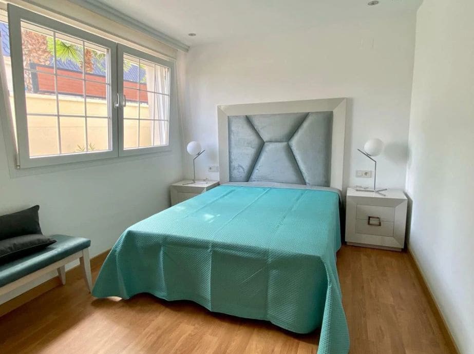 3 sovrum Villa till salu i Polop med pool garage - 560 000 € (Ref: 9453979)