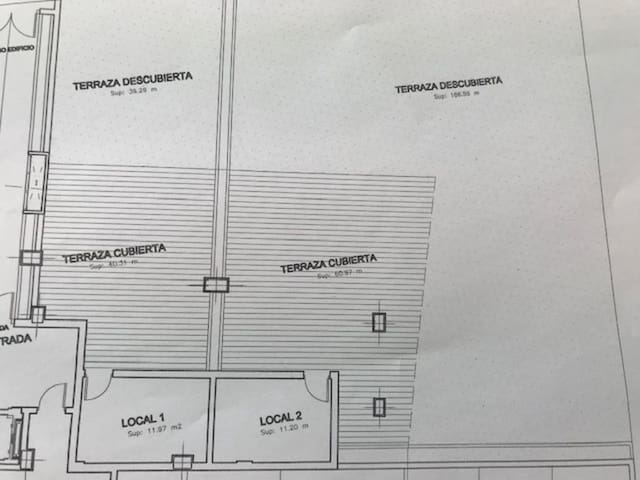 Commercial for sale in Calpe / Calp with pool - € 250,000 (Ref: 9453992)