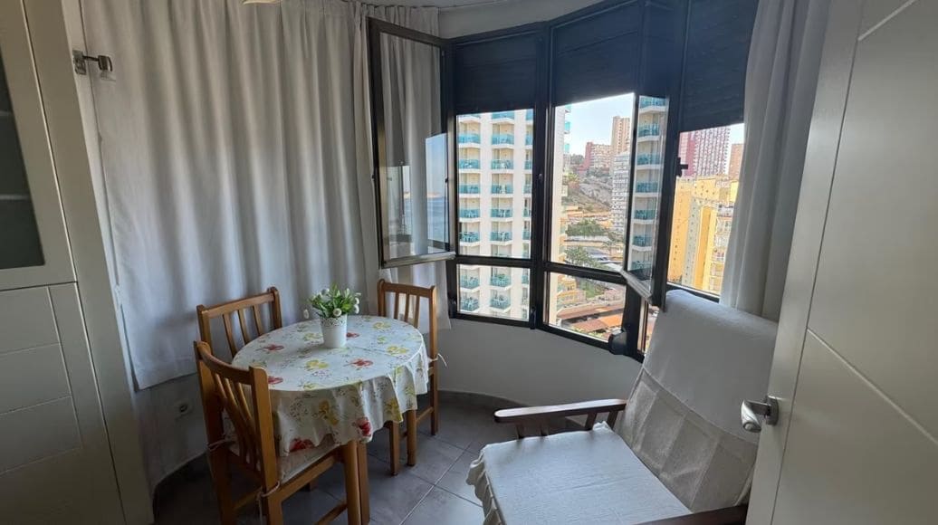 1 soverom Leilighet til salgs i Benidorm med svømmebasseng - € 189 500 (Ref: 9454010)