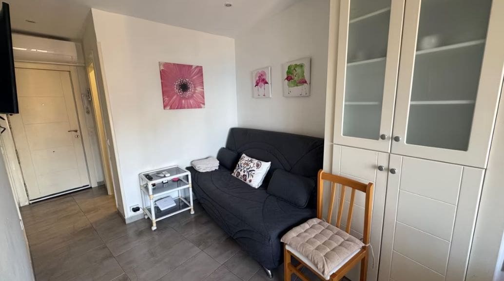 1 soverom Leilighet til salgs i Benidorm med svømmebasseng - € 189 500 (Ref: 9454010)