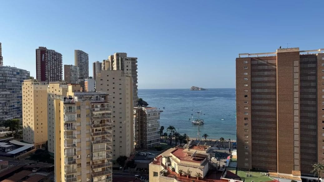 1 soverom Leilighet til salgs i Benidorm med svømmebasseng - € 189 500 (Ref: 9454010)