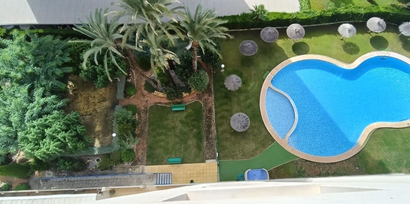 2 makuuhuone Huoneisto myytävänä paikassa Benidorm mukana uima-altaan 
autotalli - 205 000 € (Ref: 9454015)