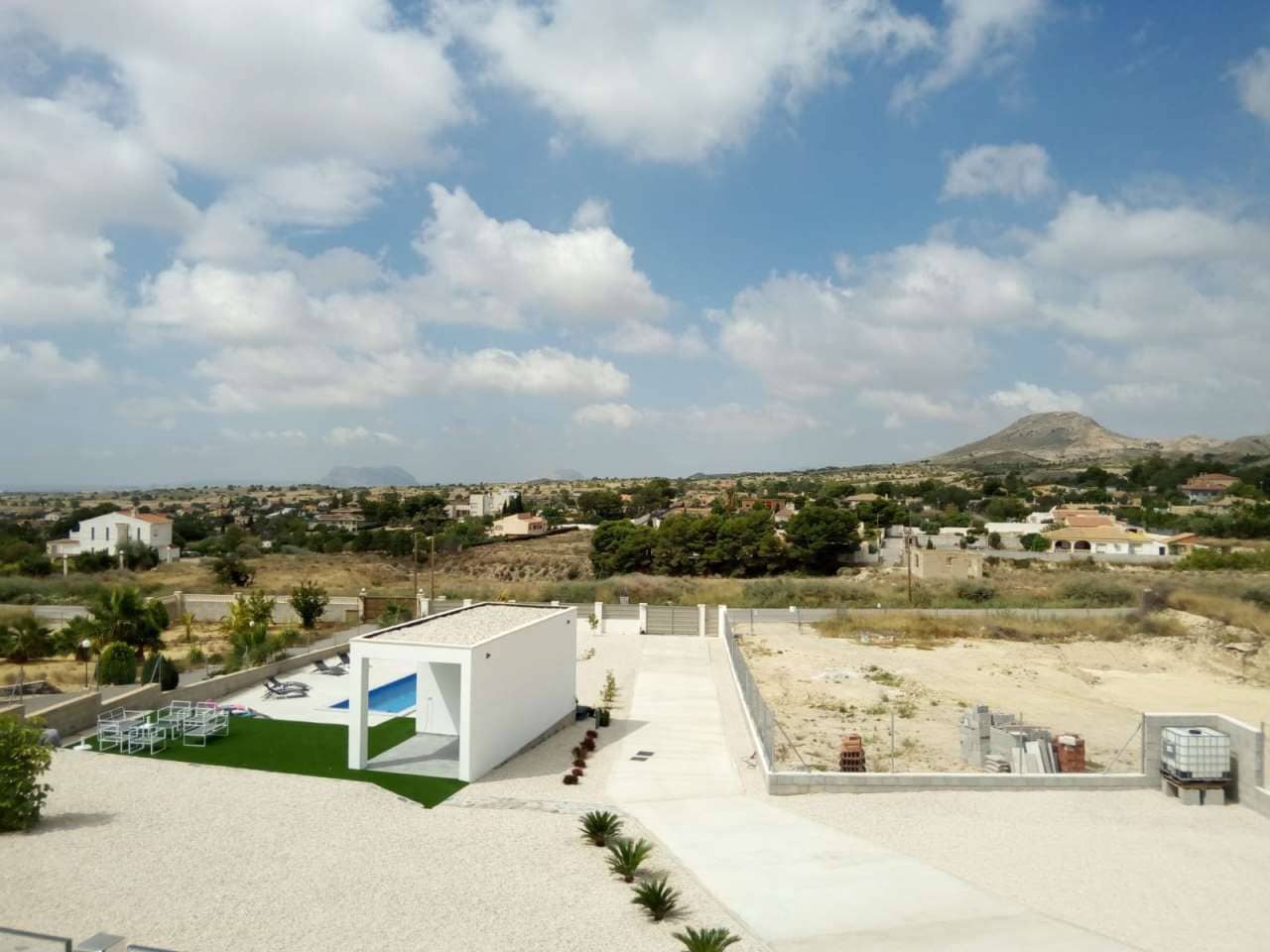 5 bedroom Villa for sale in Muchamiel / Mutxamel with pool - € 985,000 (Ref: 9454023)