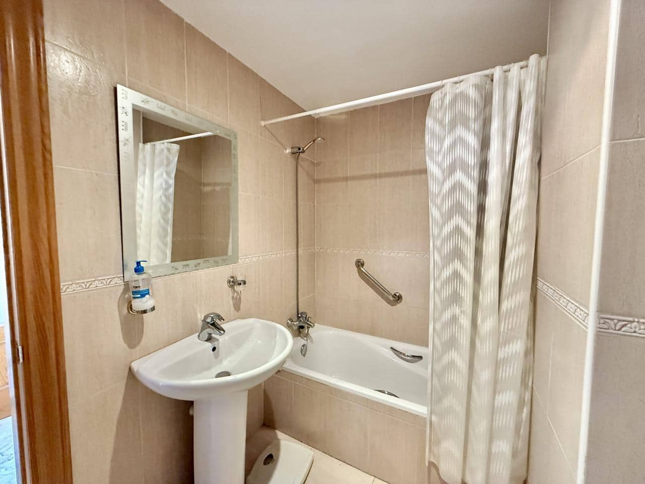 3 sypialnia Apartament na sprzedaż w Altea z basenem garażem - 360 000 € (Ref: 9454035)