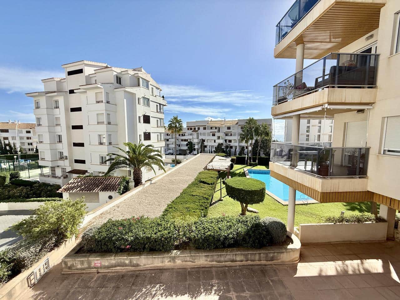 3 sypialnia Apartament na sprzedaż w Altea z basenem garażem - 360 000 € (Ref: 9454035)