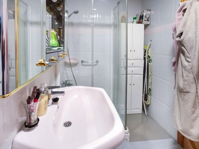 Apartamento de 2 habitaciones en Albir, Alfaz del Pi / L'Alfàs del Pi en venta con piscina - 259.000 € (Ref: 9454050)