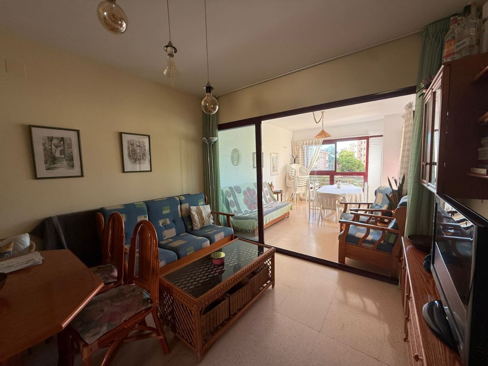 Apartamento de 2 habitaciones en Benidorm en venta con piscina garaje - 240.000 € (Ref: 9454054)