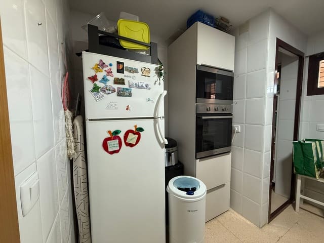 Apartamento de 2 habitaciones en Poniente, Benidorm en venta con piscina garaje - 240.000 € (Ref: 9454054)