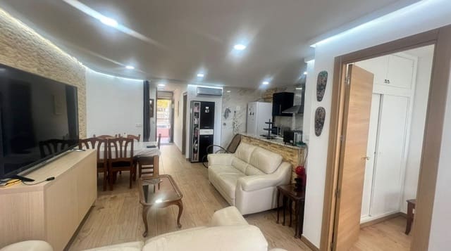 2 bedroom Apartment for sale in Levante, Benidorm with pool garage - € 260,000 (Ref: 9454055)