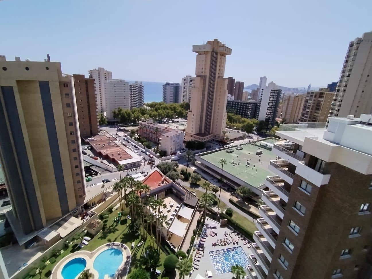 1 soverom Leilighet til salgs i Benidorm med svømmebasseng garasje - € 294 000 (Ref: 9454074)