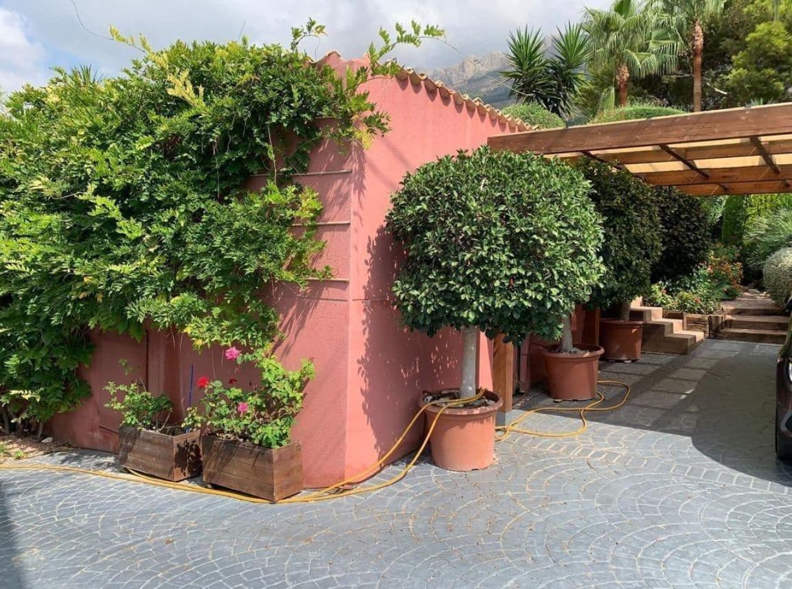 3 bedroom Villa for sale in Altea with pool garage - € 799,000 (Ref: 9454080)