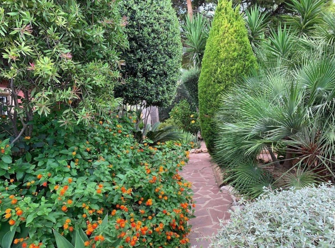 3 bedroom Villa for sale in Altea with pool garage - € 799,000 (Ref: 9454080)