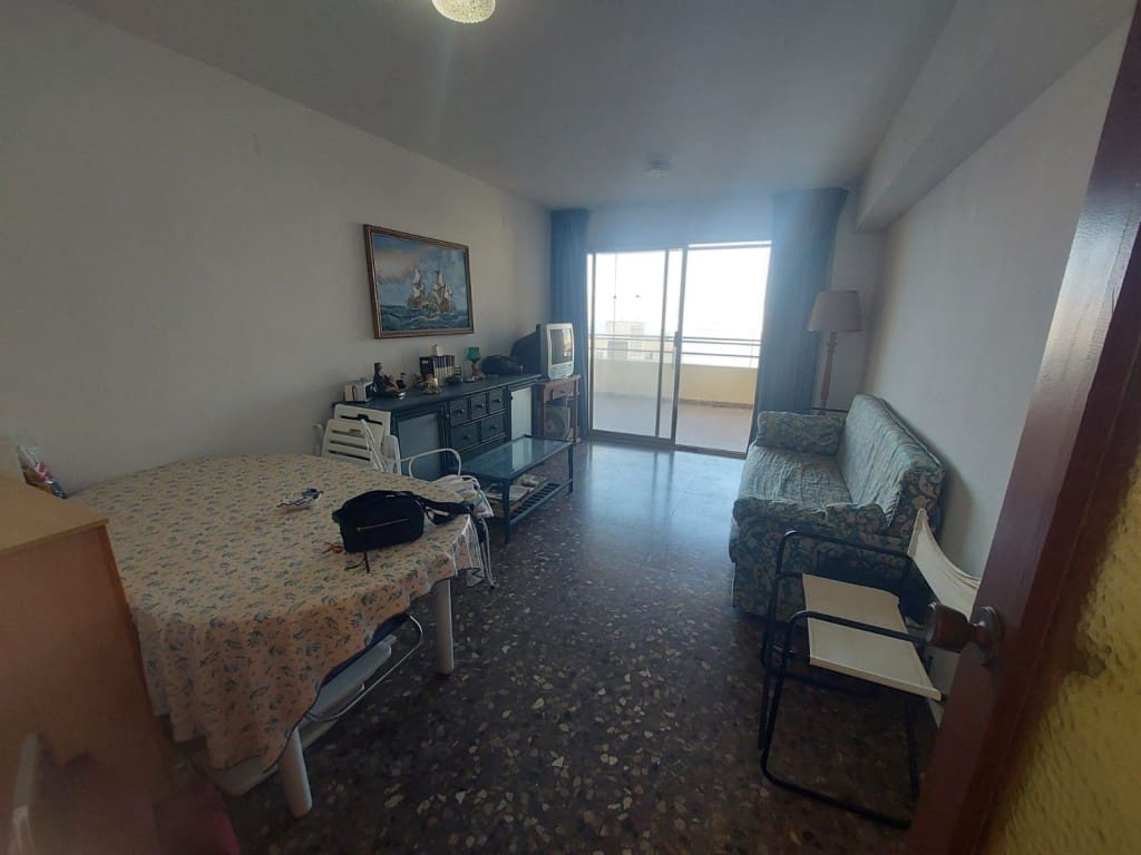 2 bedroom Apartment for sale in Benidorm with pool garage - € 250,000 (Ref: 9454615)