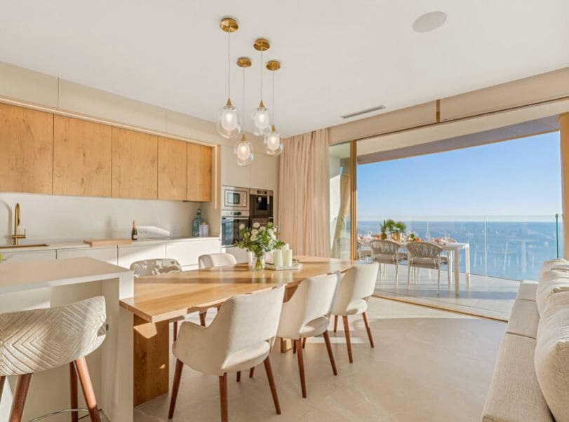 4 soverom Leilighet til salgs i Benidorm med svømmebasseng garasje - € 2 500 000 (Ref: 9454620)