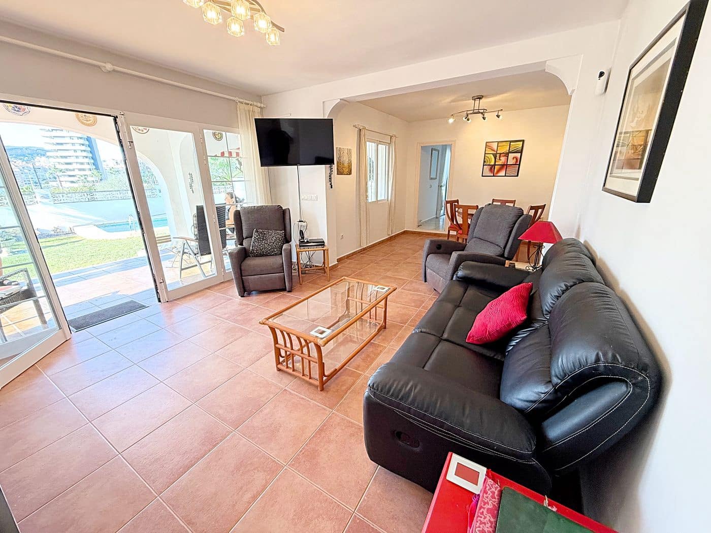 4 bedroom Villa for sale in Calpe / Calp with pool garage - € 540,000 (Ref: 9454621)