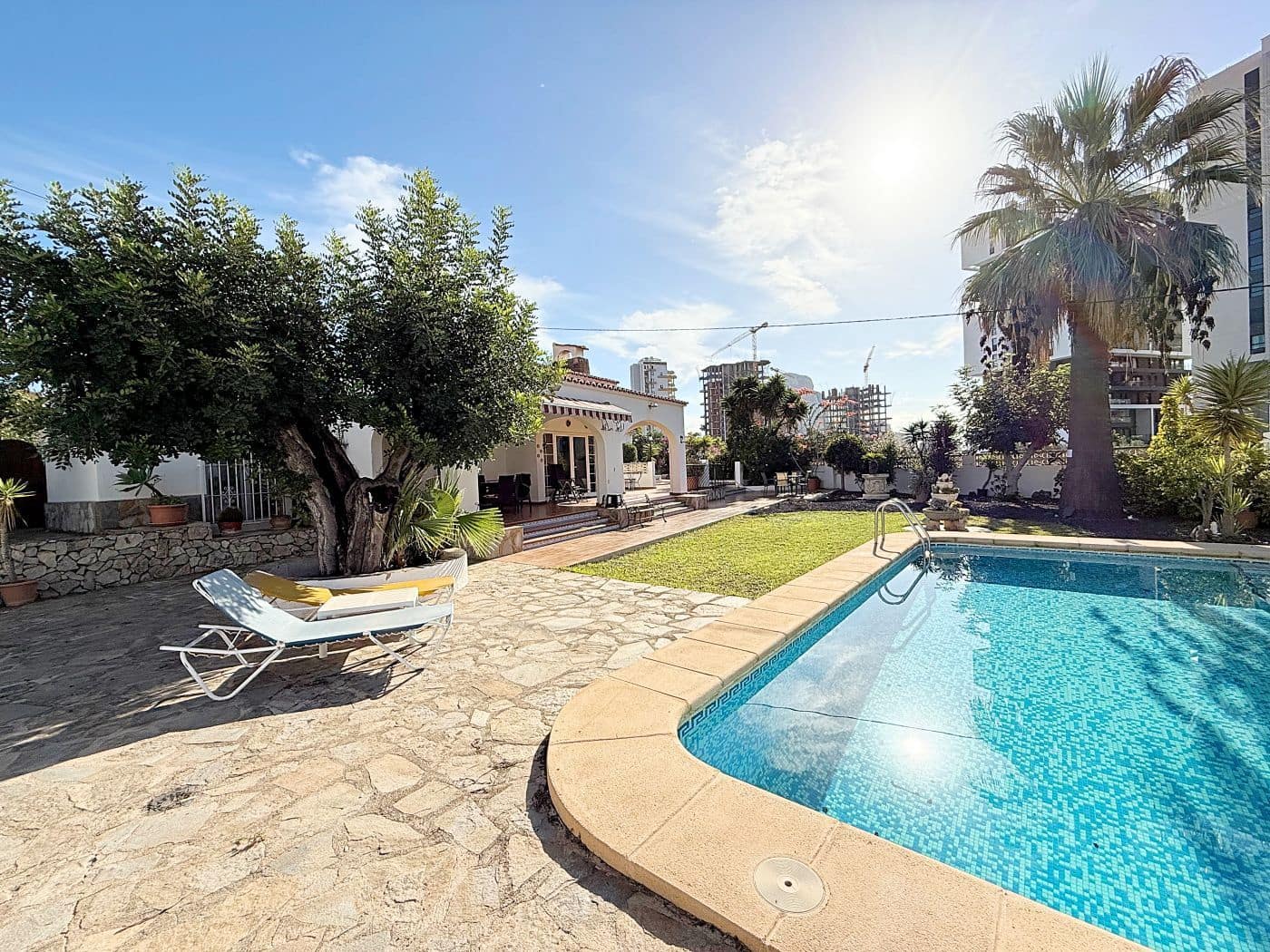 4 bedroom Villa for sale in Calpe / Calp with pool garage - € 540,000 (Ref: 9454621)