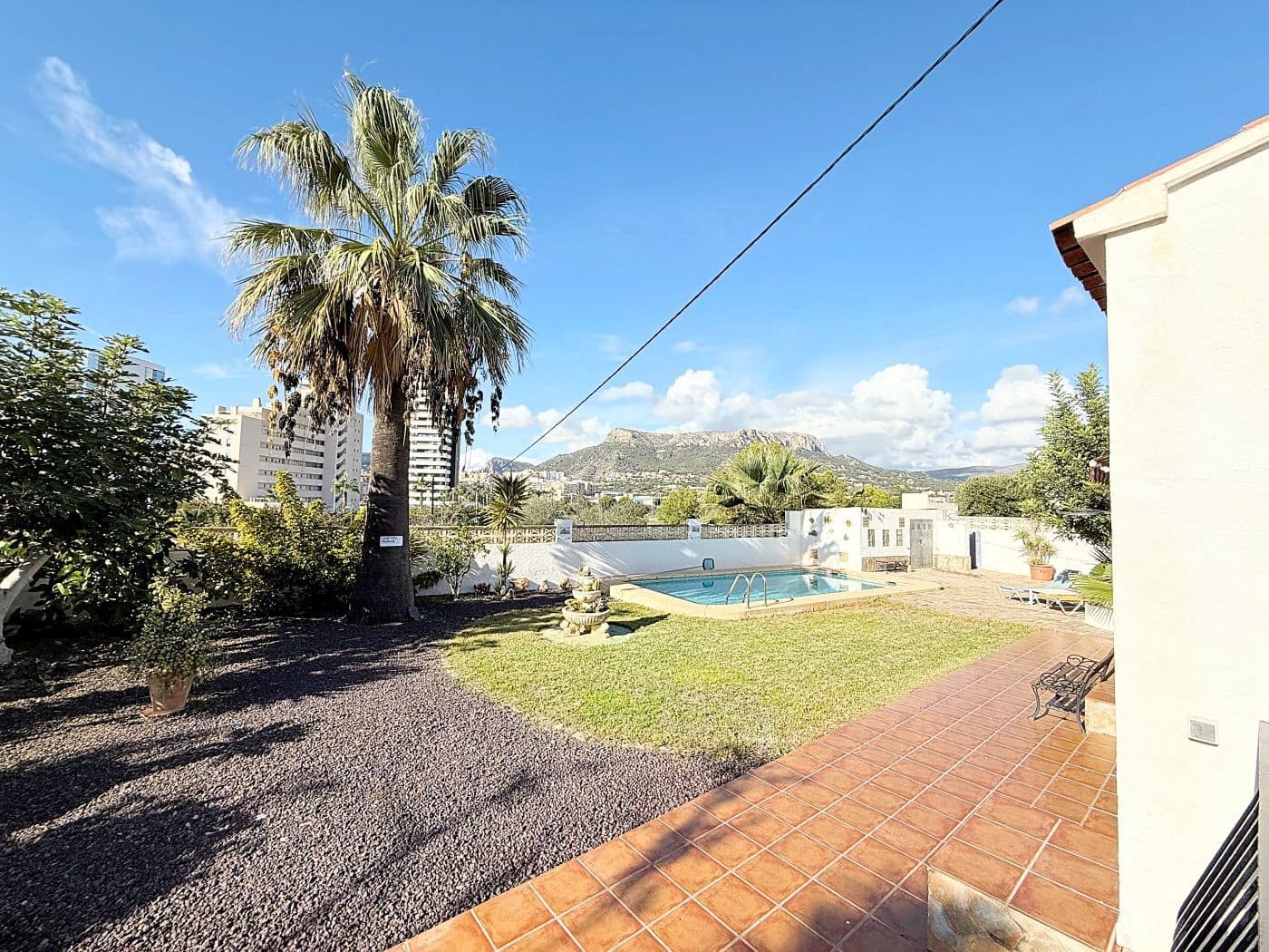 4 bedroom Villa for sale in Calpe / Calp with pool garage - € 540,000 (Ref: 9454621)