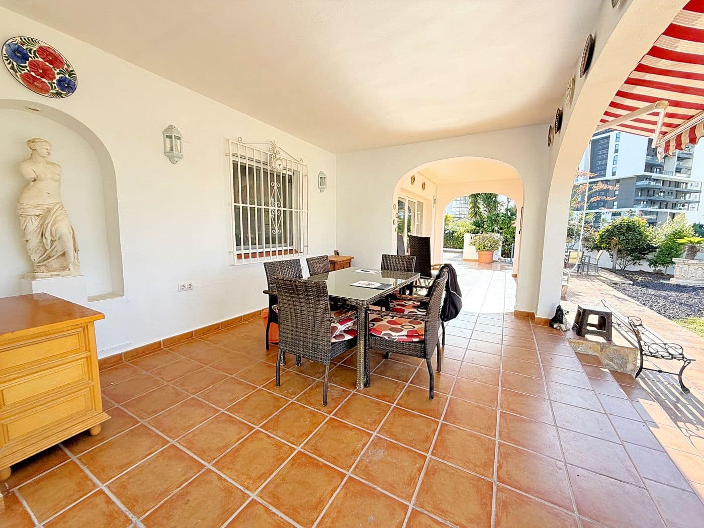 4 bedroom Villa for sale in Calpe / Calp with pool garage - € 540,000 (Ref: 9454621)