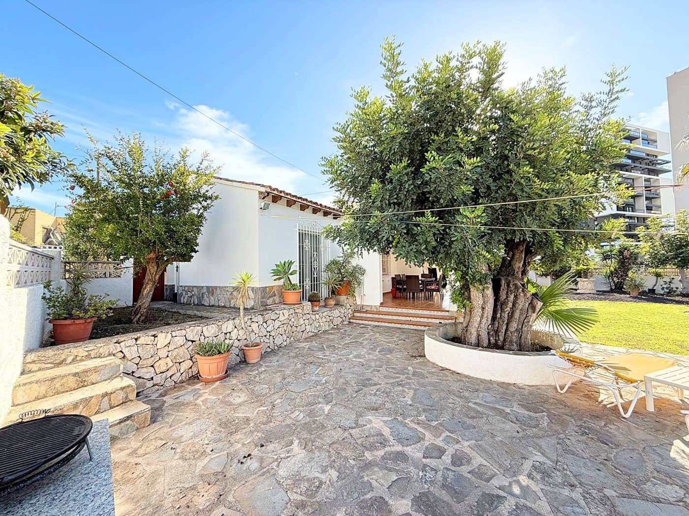 4 bedroom Villa for sale in Calpe / Calp with pool garage - € 540,000 (Ref: 9454621)