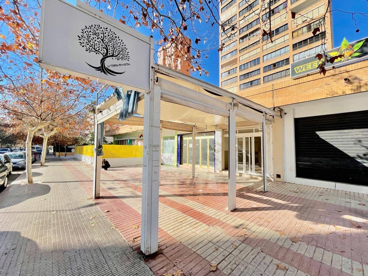 Kommersiell til salgs i Benidorm - € 130 000 (Ref: 9454626)