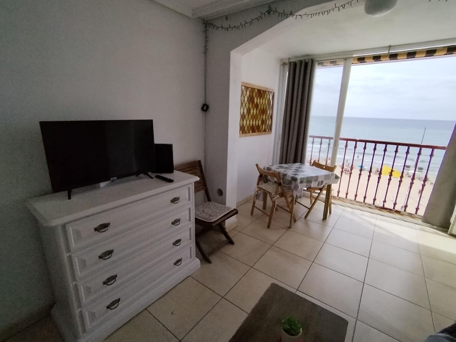 1 Zimmer Apartment zu verkaufen in Benidorm mit Pool - 265.000 € (Ref: 9454627)