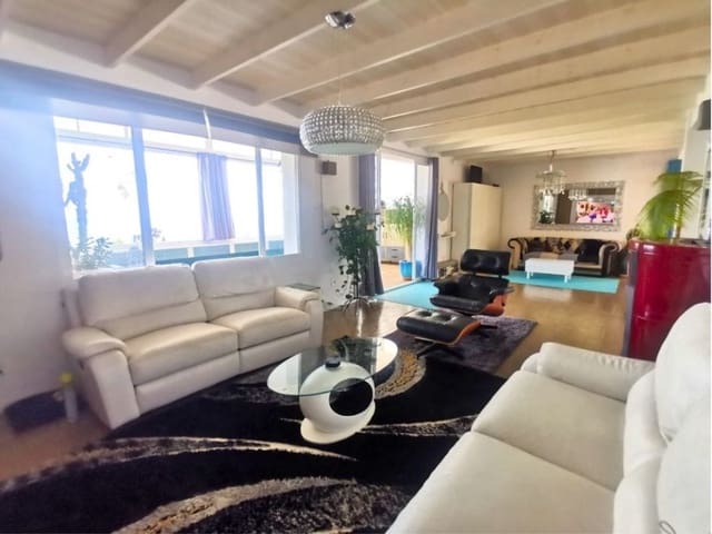 Chalet de 7 habitaciones en Alfaz del Pi / L'Alfàs del Pi en venta con garaje - 2.500.000 € (Ref: 9454634)