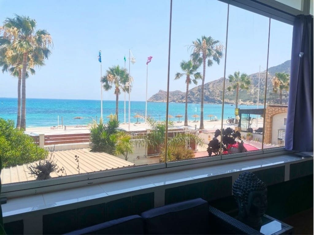 Chalet de 7 habitaciones en Alfaz del Pi / L'Alfàs del Pi en venta con garaje - 2.500.000 € (Ref: 9454634)