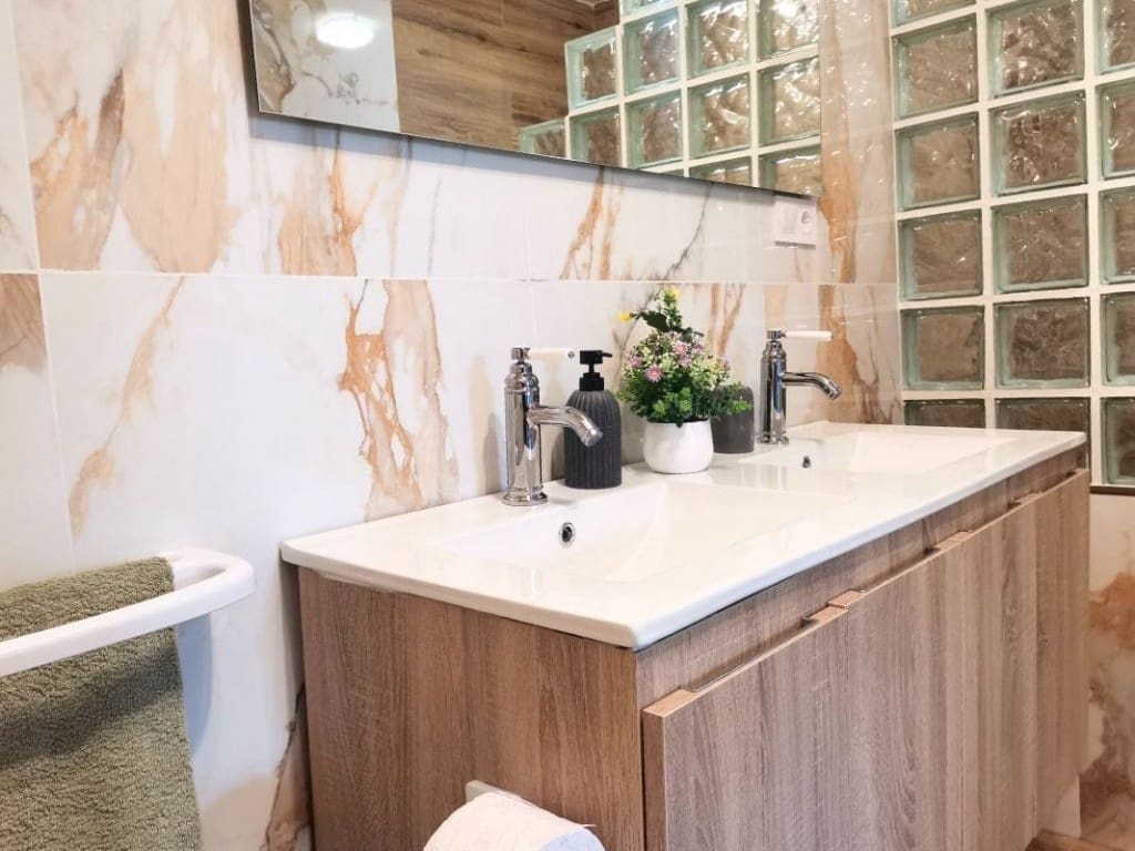 Chalet de 7 habitaciones en Alfaz del Pi / L'Alfàs del Pi en venta con garaje - 2.500.000 € (Ref: 9454634)