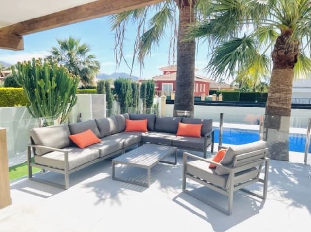 4 soverom Villa til salgs i Alfaz del Pi / L'Alfàs del Pi med svømmebasseng garasje - € 1 195 000 (Ref: 9454640)