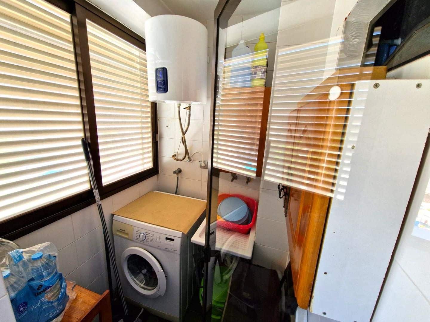 2 bedroom Apartment for sale in Benidorm with pool garage - € 215,000 (Ref: 9454642)