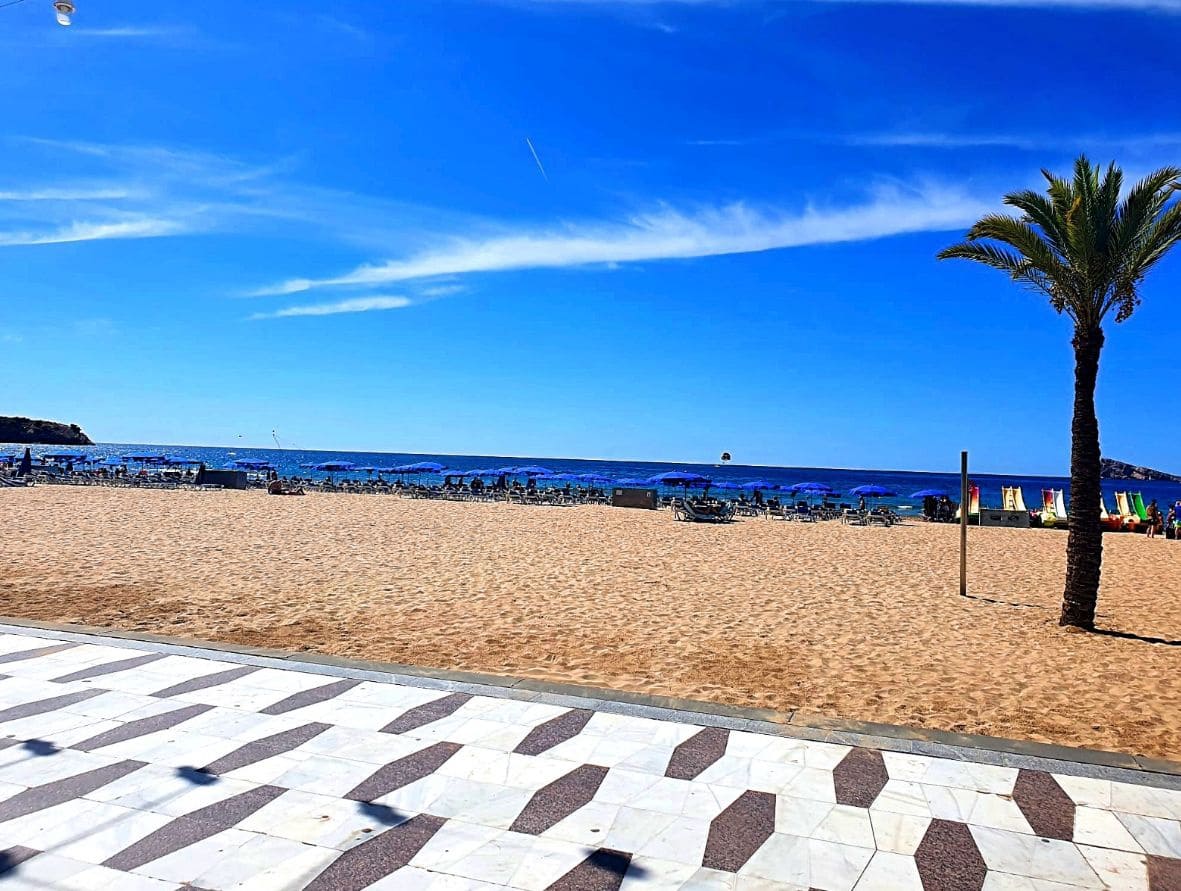 2 makuuhuone Huoneisto myytävänä paikassa Benidorm mukana 
autotalli - 348 000 € (Ref: 9454647)