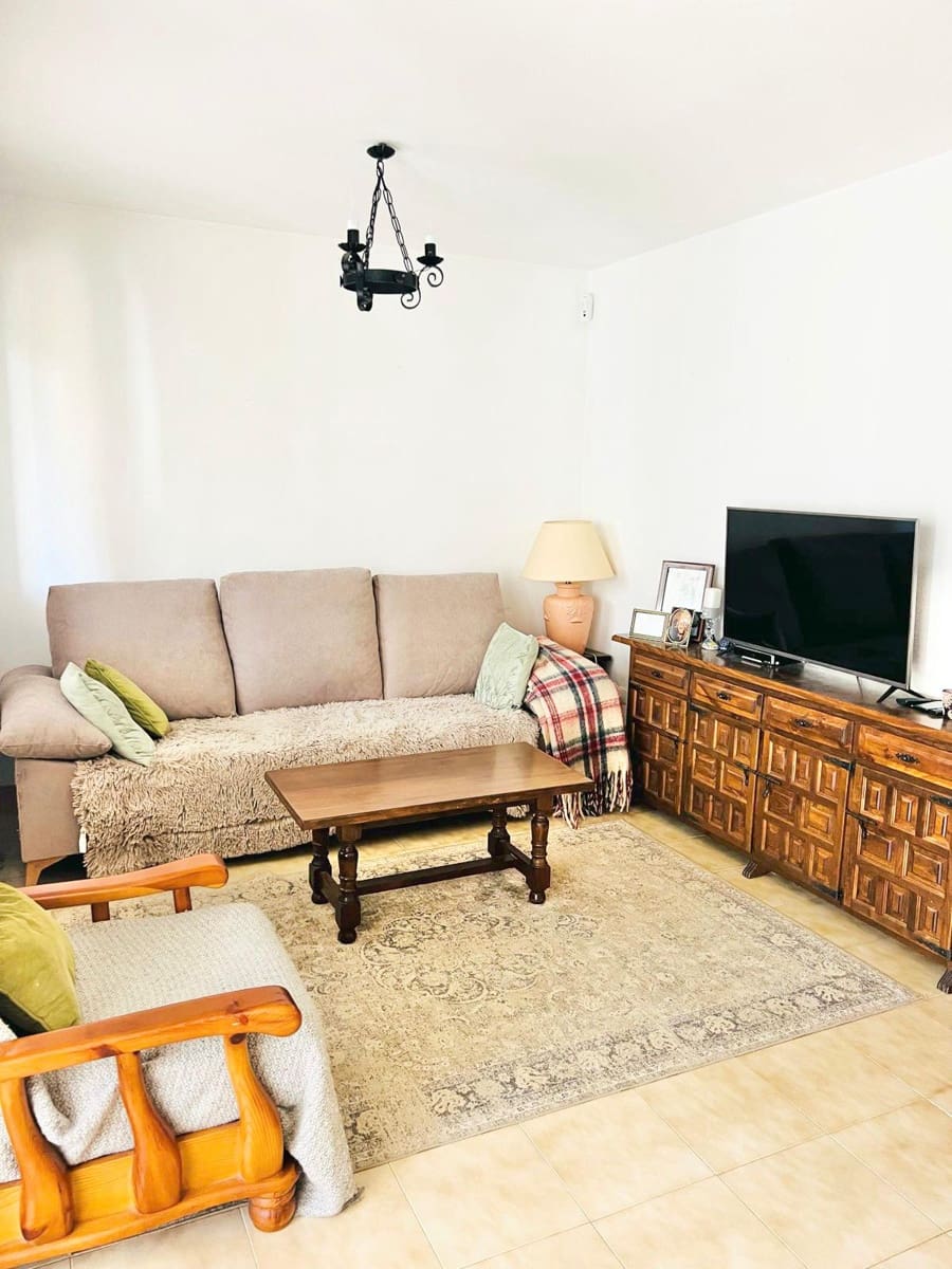 Casa de 3 habitaciones en Calpe / Calp en venta con piscina - 255.000 € (Ref: 9454650)