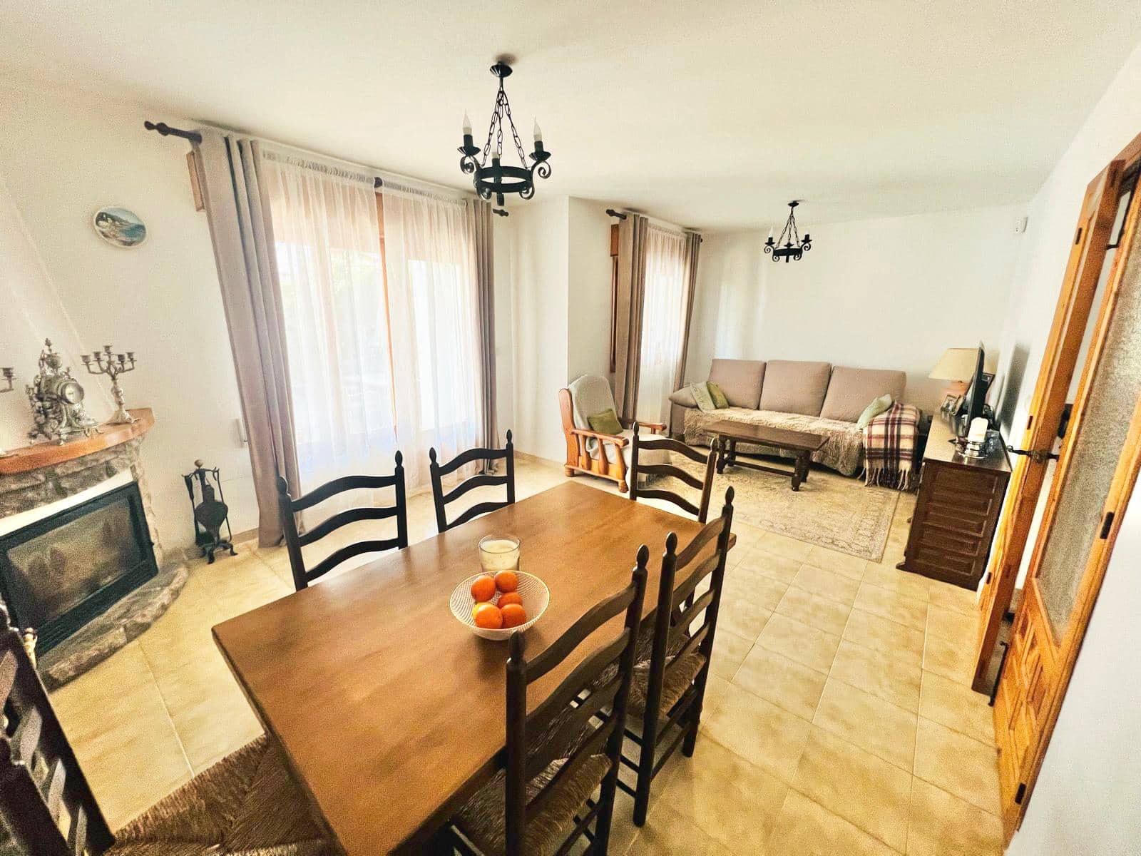 Casa de 3 habitaciones en Calpe / Calp en venta con piscina - 255.000 € (Ref: 9454650)