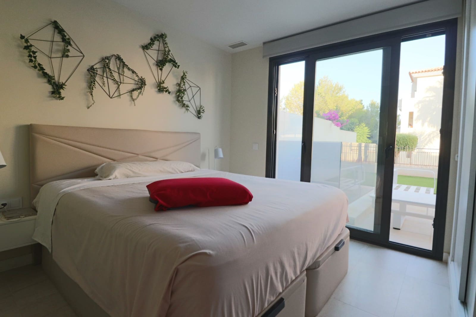 3 bedroom Apartment for sale in Finestrat with pool - € 550,000 (Ref: 9454654)