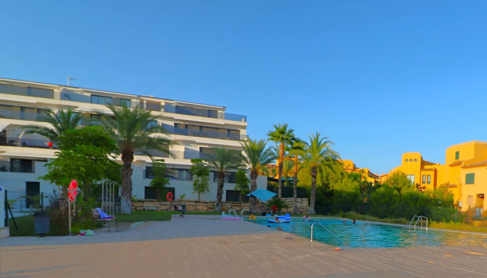 3 bedroom Apartment for sale in Finestrat with pool - € 550,000 (Ref: 9454654)