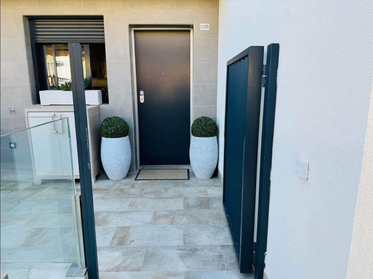 4 bedroom Apartment for sale in Finestrat with pool garage - € 590,000 (Ref: 9454656)