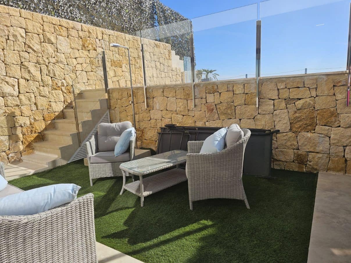 4 bedroom Apartment for sale in Finestrat with pool garage - € 590,000 (Ref: 9454656)