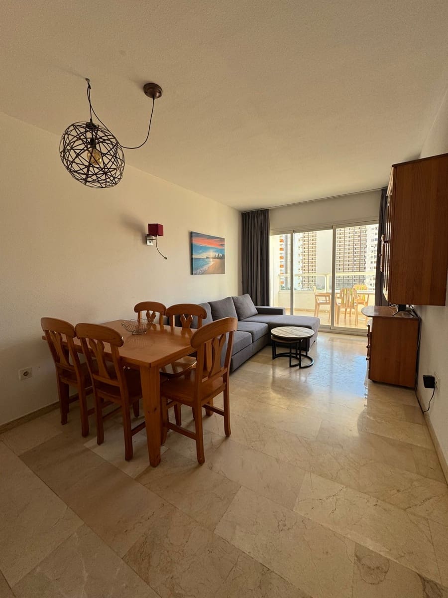 2 bedroom Apartment for sale in Benidorm with pool - € 252,000 (Ref: 9454657)