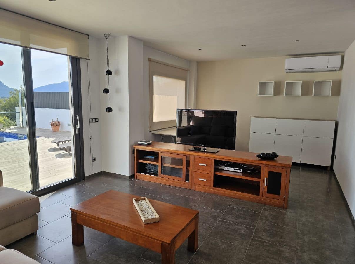 3 slaapkamer Villa te koop in Benissa met zwembad garage - € 690.000 (Ref: 9454658)