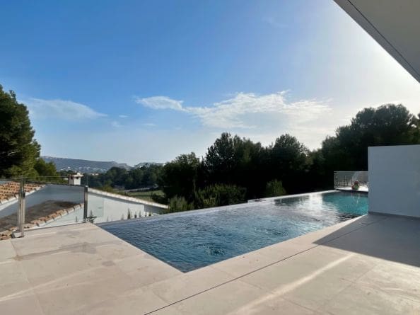 3 sovrum Villa till salu i Moraira, Teulada-Moraira med pool garage - 690 000 € (Ref: 9454659)