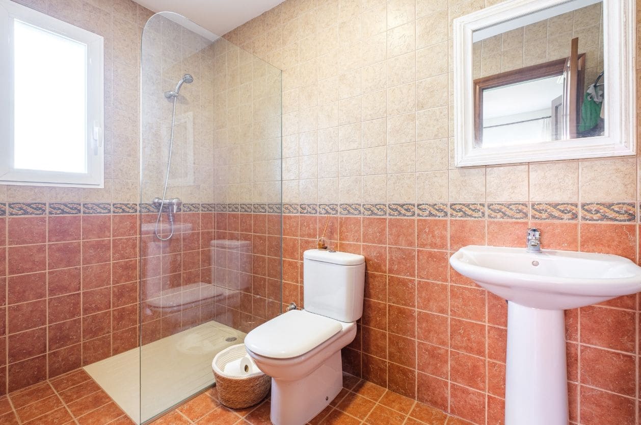 4 sypialnia Willa na sprzedaż w La Nucia z basenem garażem - 825 000 € (Ref: 9454660)