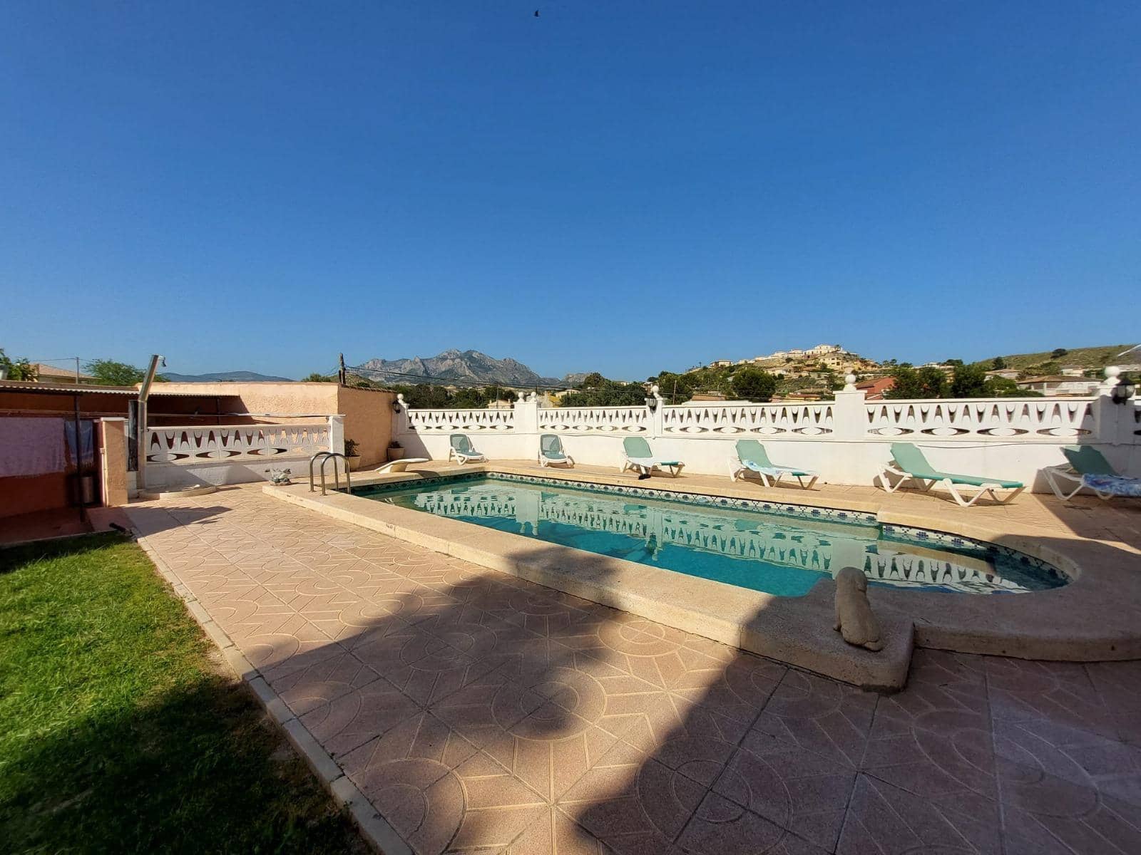 3 sypialnia Willa na sprzedaż w Busot z basenem garażem - 450 000 € (Ref: 9454662)