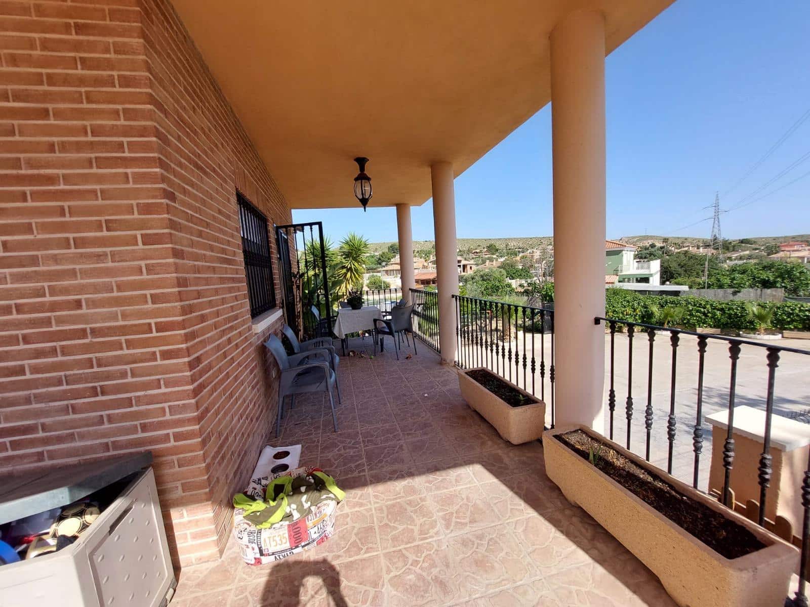 3 sypialnia Willa na sprzedaż w Busot z basenem garażem - 450 000 € (Ref: 9454662)