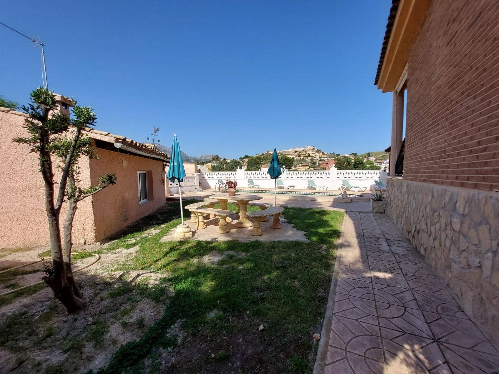 3 sypialnia Willa na sprzedaż w Busot z basenem garażem - 450 000 € (Ref: 9454662)