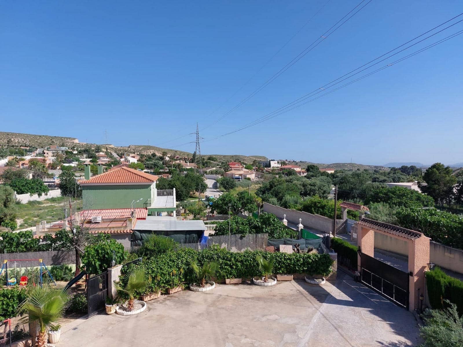 3 sypialnia Willa na sprzedaż w Busot z basenem garażem - 450 000 € (Ref: 9454662)