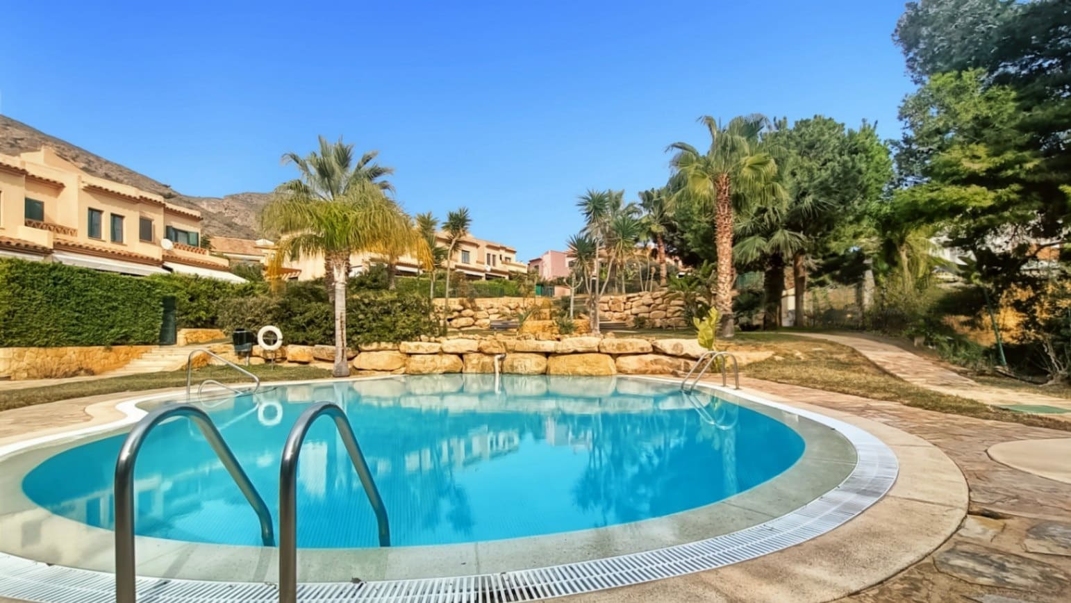 3 soverom Hus til salgs i Finestrat med svømmebasseng - € 339 900 (Ref: 9454663)