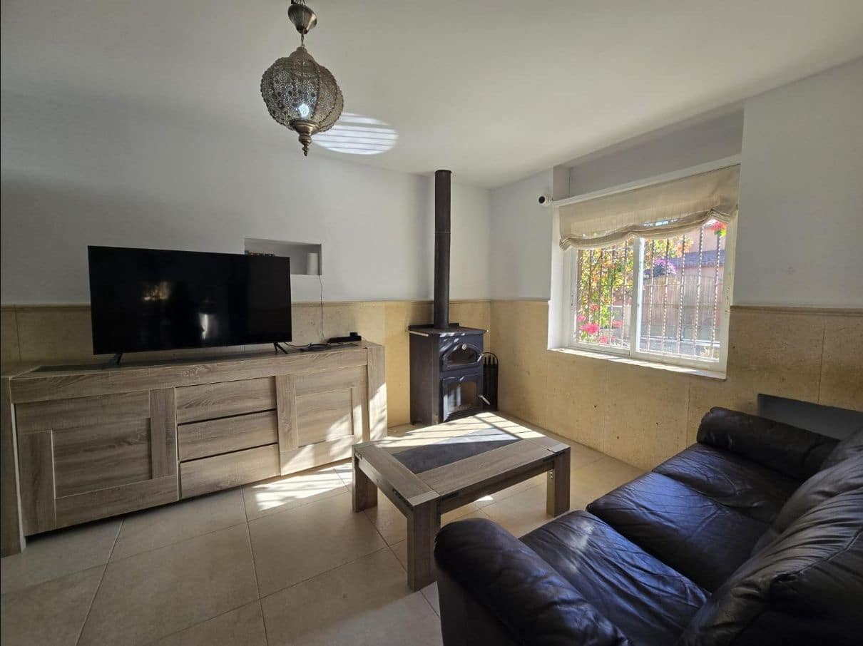 2 bedroom Villa for sale in El Campello with garage - € 570,000 (Ref: 9454664)