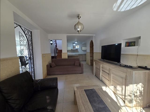 2 sypialnia Willa na sprzedaż w El Campello z garażem - 570 000 € (Ref: 9454664)